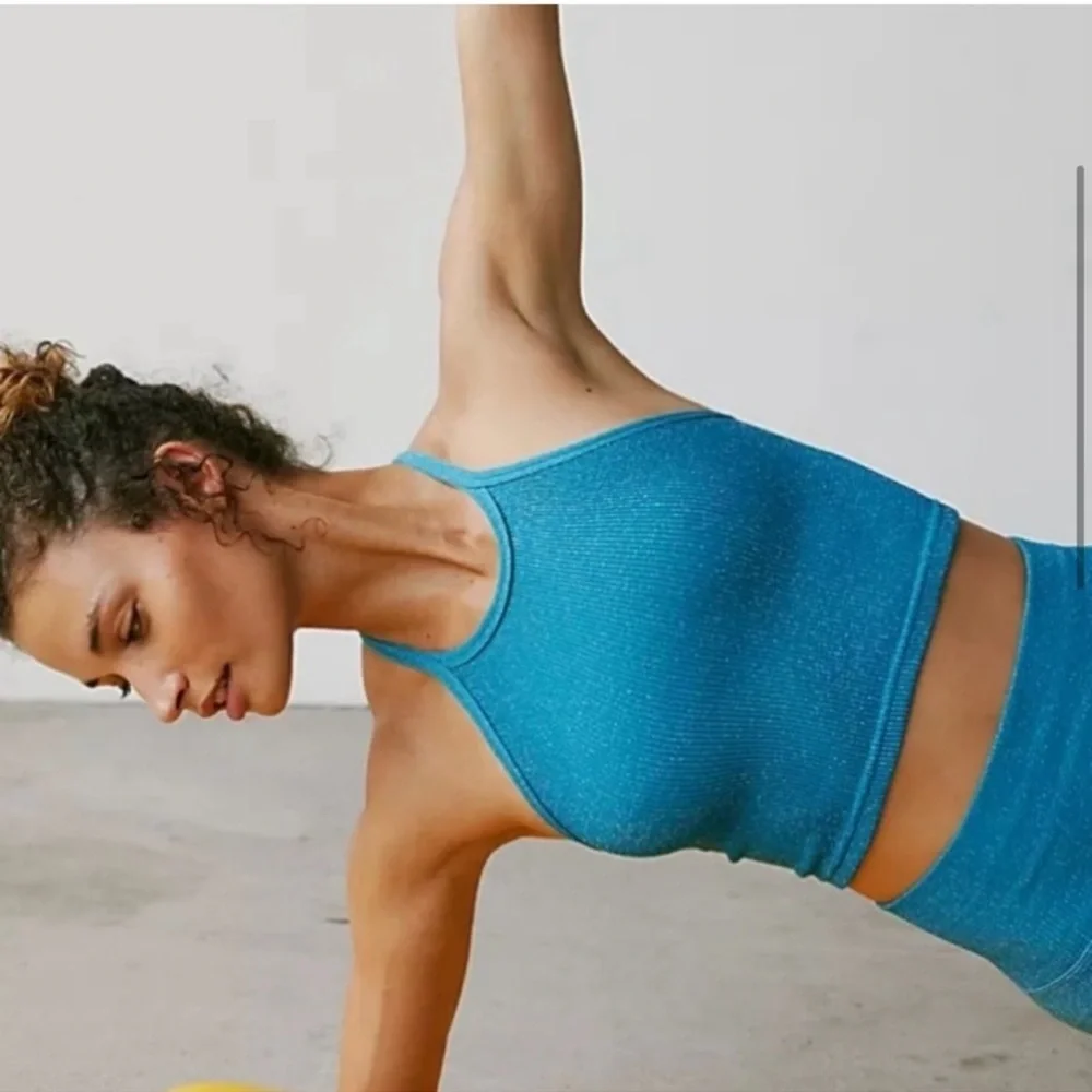 Free People Movement Happiness Runs Lurex Crop Tank in Off Tropic XS/S Sparkle - Picture 2 of 5